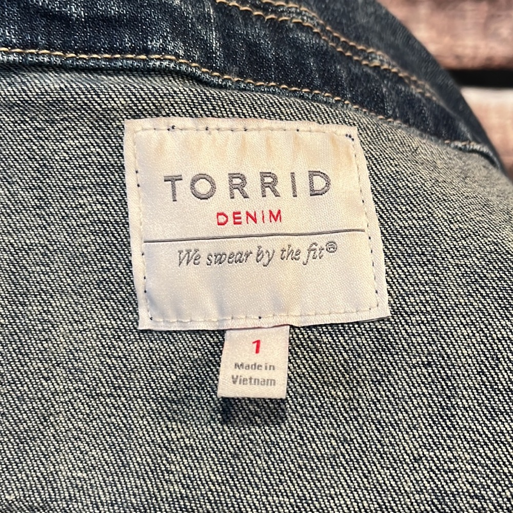 Torrid vest - Picture 5 of 5